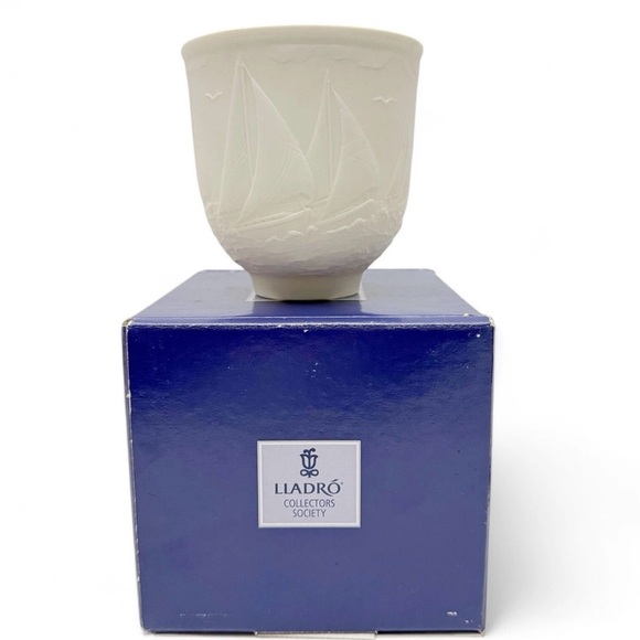 LLADRO Collectors Society - Sailing the Seas Cup Candle Holder Made in Spain. - Picture 1 of 12